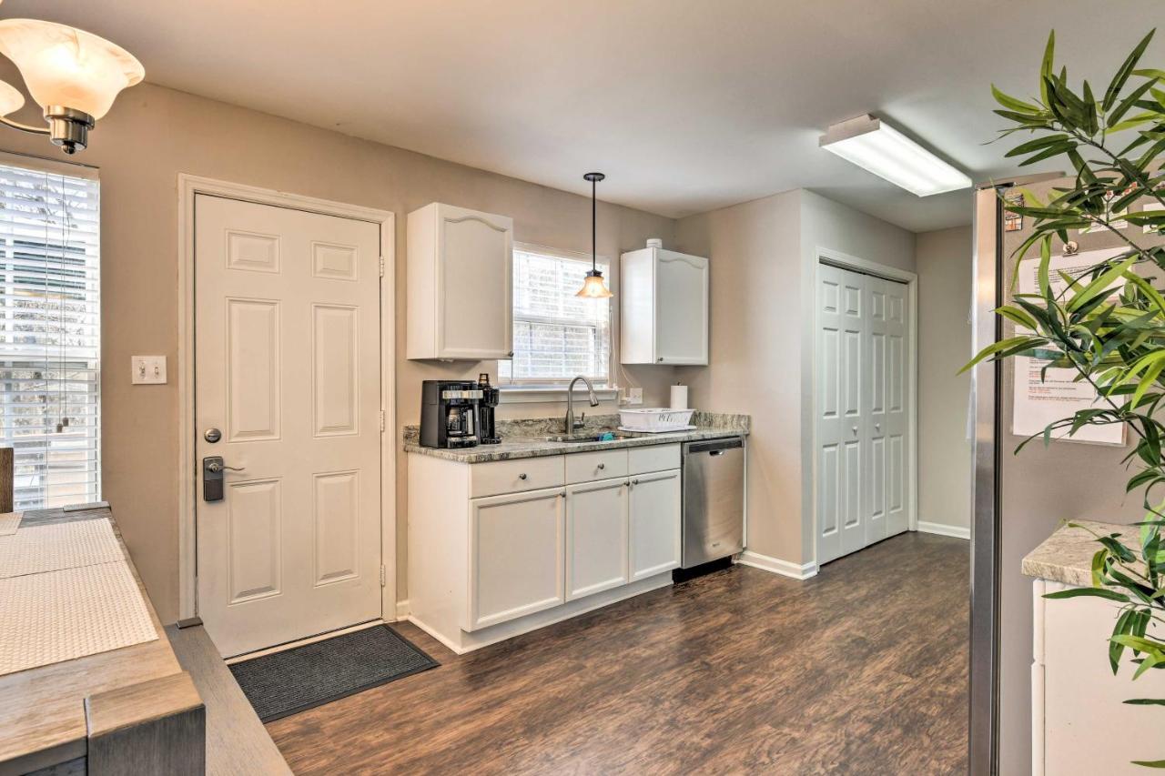 Cozy Urban Retreat With Grill, Near Uncc Villa Charlotte Exterior photo